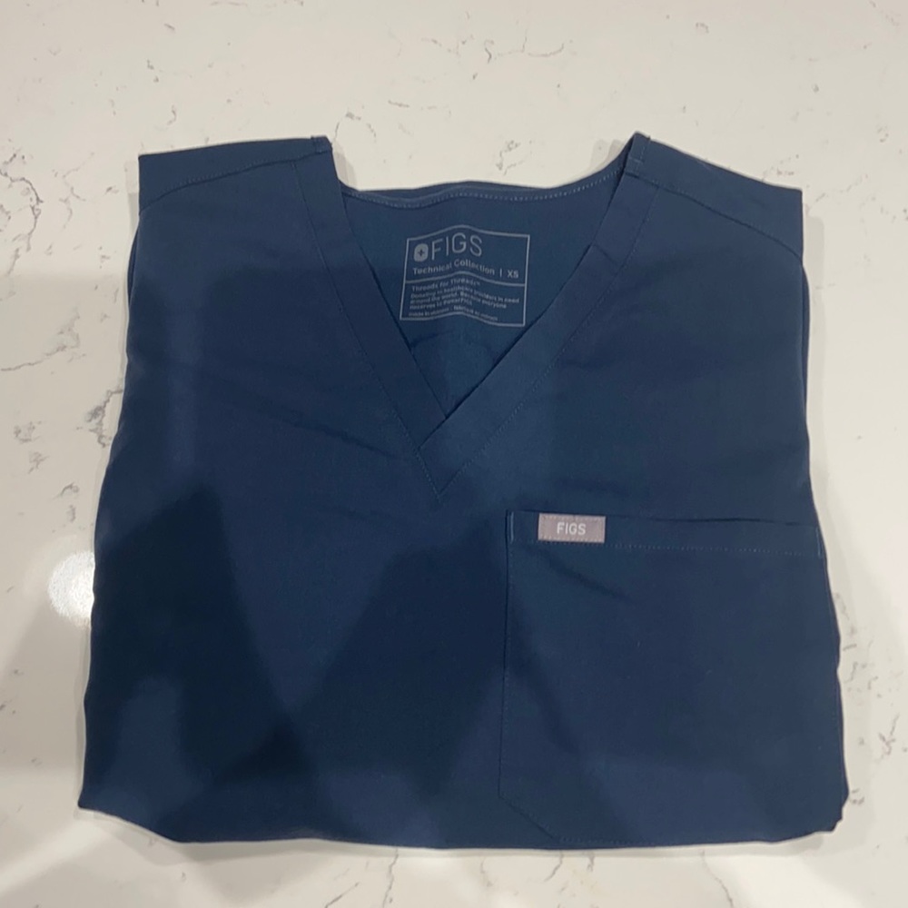 Figs One Pocket Catarina Scrub Top